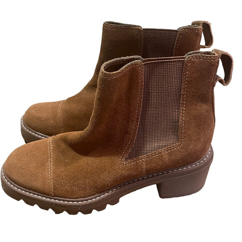 Bernado Women's Suede Boot 7.5 M Excellent Condition - Picture 4 of 5